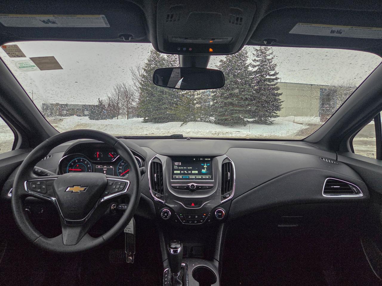 2018 Chevrolet Cruze LT Photo