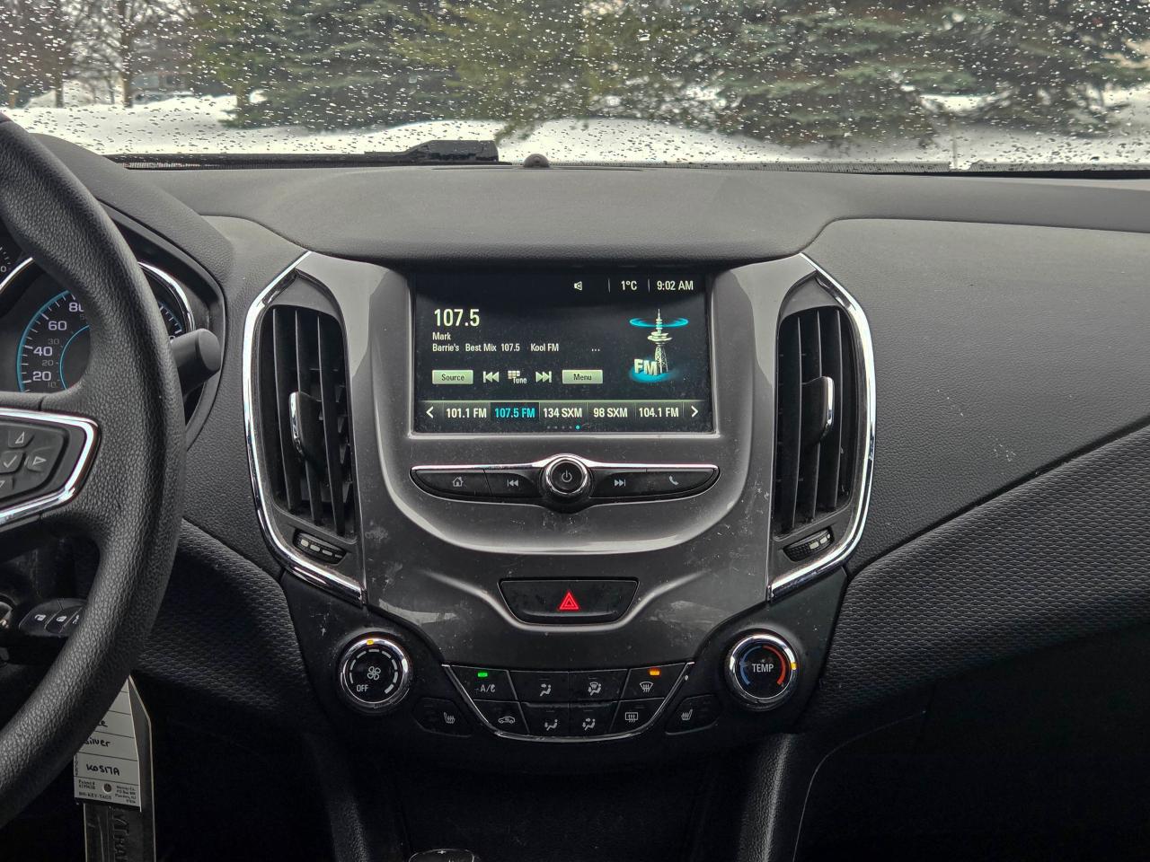 2018 Chevrolet Cruze LT Photo