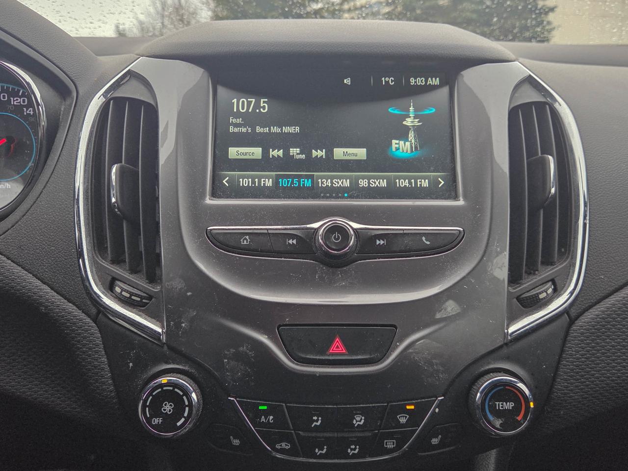 2018 Chevrolet Cruze LT Photo