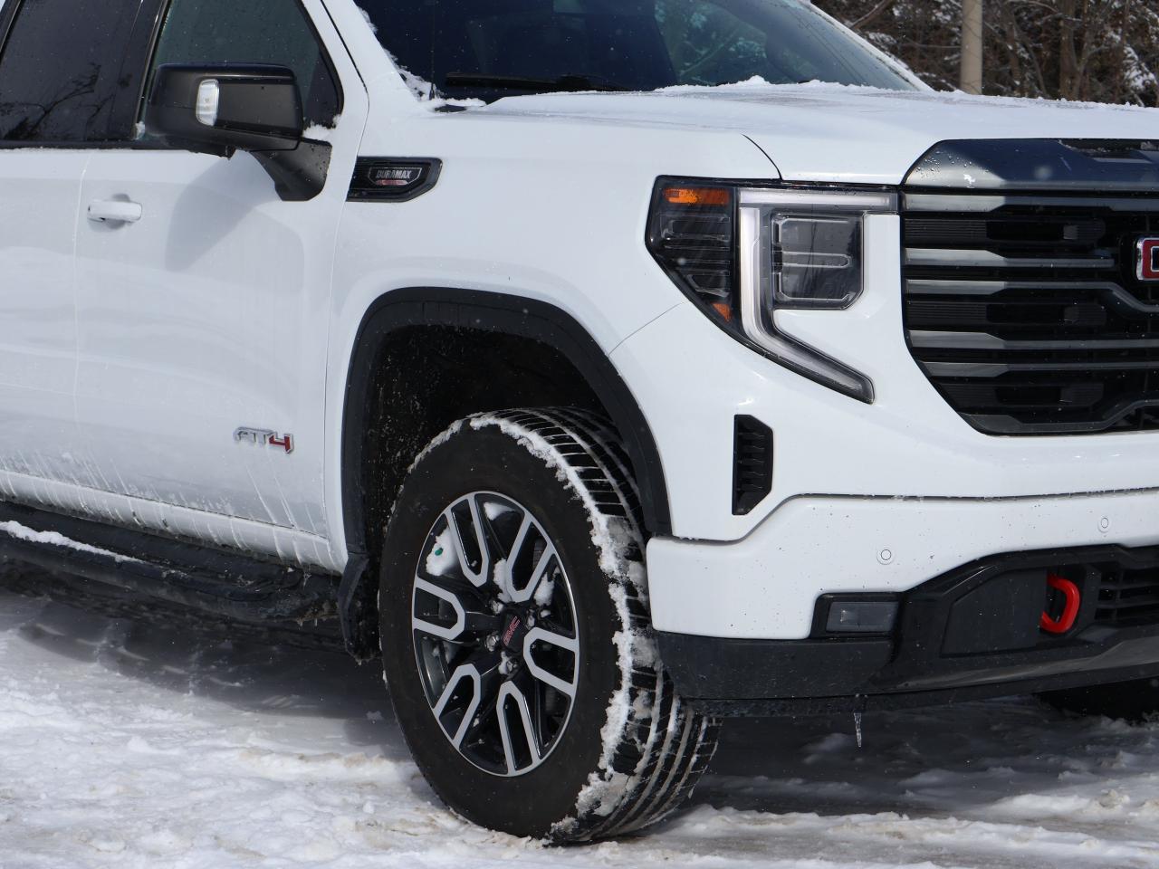2023 GMC Sierra 1500 AT4 Photo2