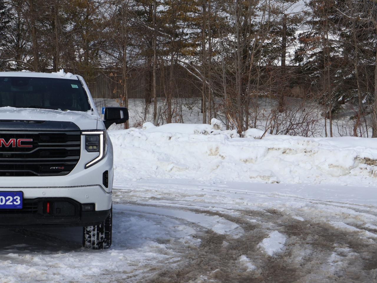 2023 GMC Sierra 1500 AT4 Photo