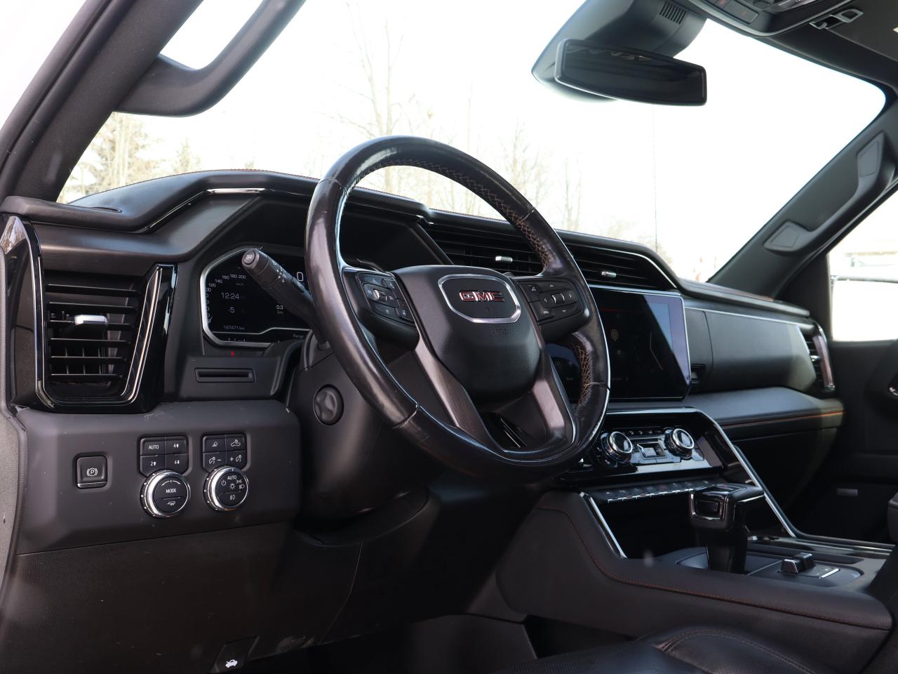 2023 GMC Sierra 1500 AT4 Photo