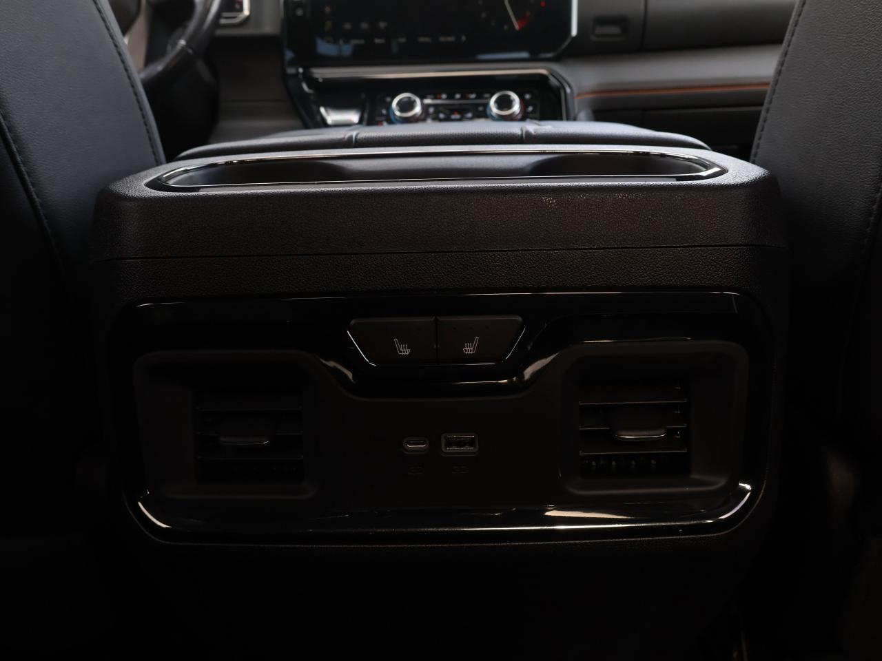 2023 GMC Sierra 1500 AT4 Photo