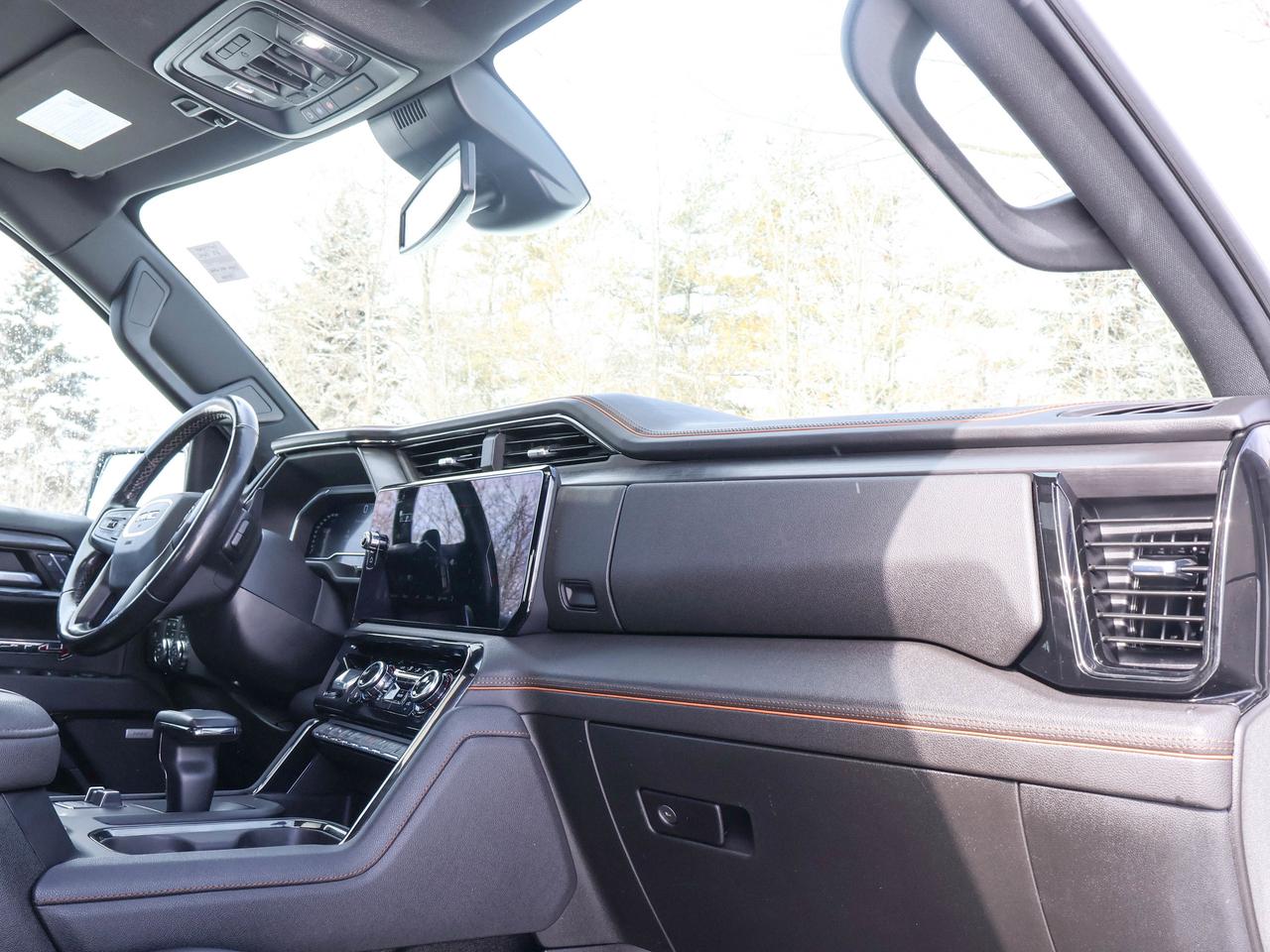 2023 GMC Sierra 1500 AT4 Photo