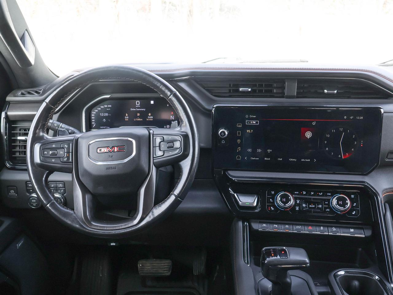 2023 GMC Sierra 1500 AT4 Photo