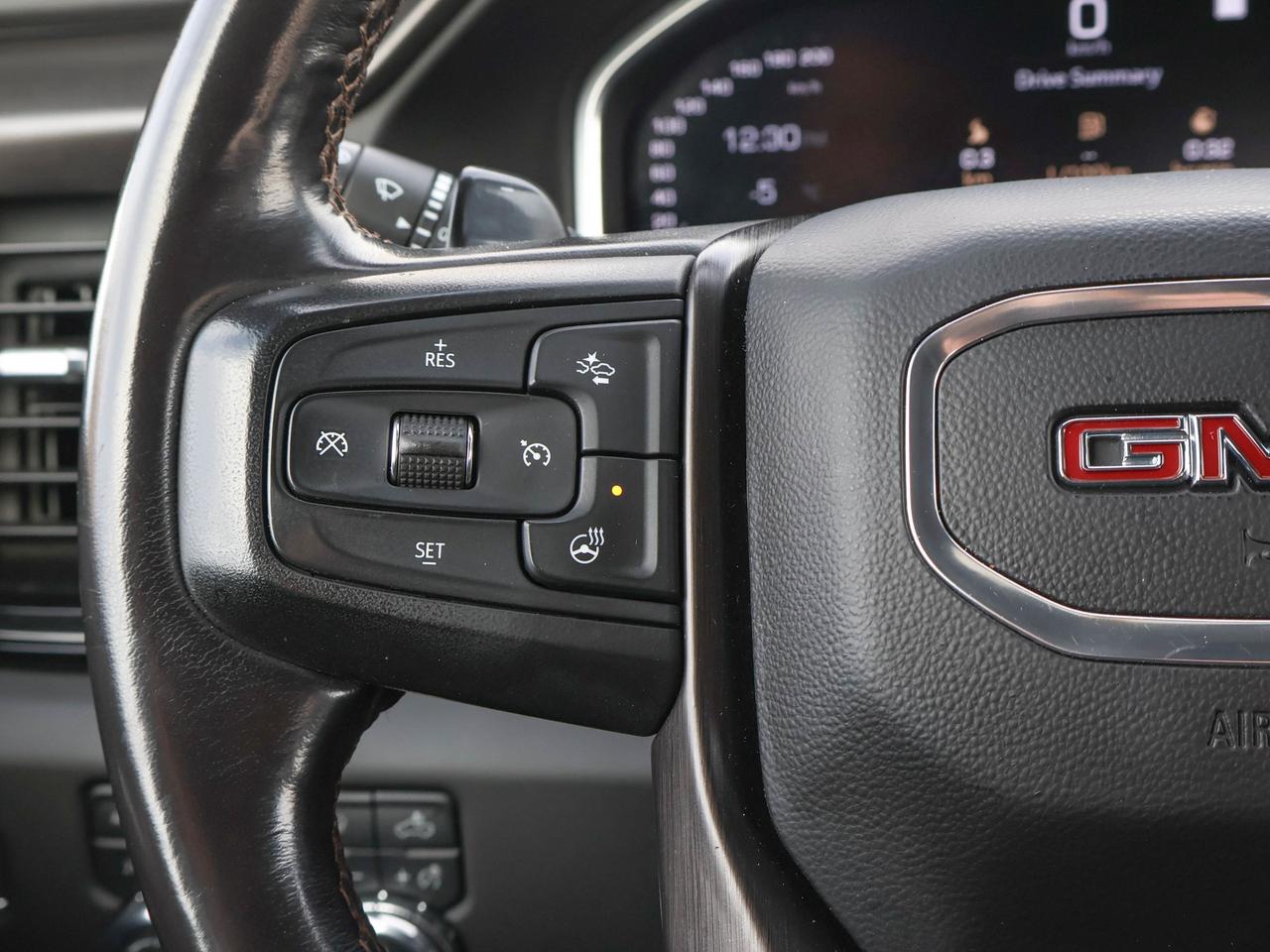 2023 GMC Sierra 1500 AT4 Photo