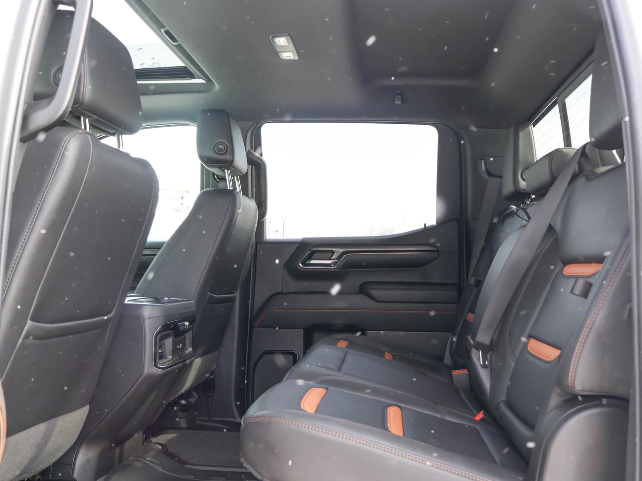 2023 GMC Sierra 1500 AT4 Photo