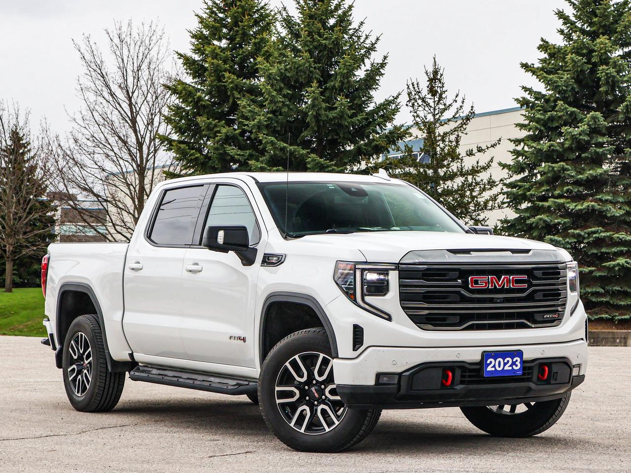 2023 GMC Sierra 1500 AT4 Photo