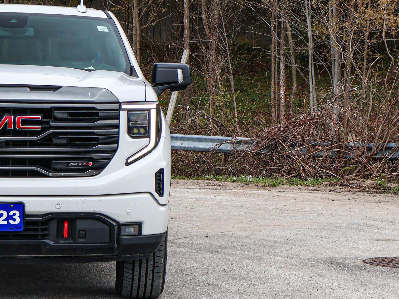 2023 GMC Sierra 1500 AT4 Photo