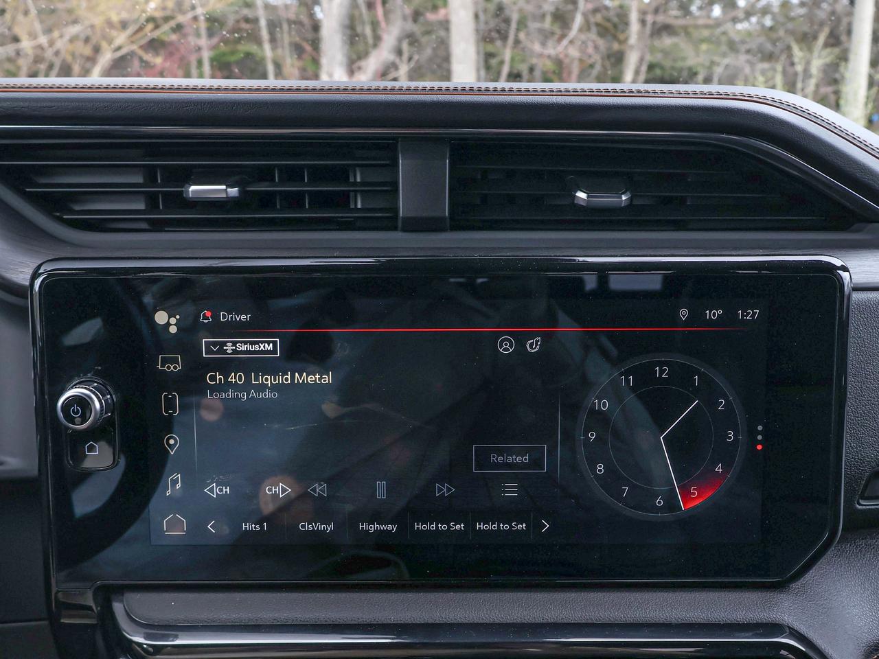 2023 GMC Sierra 1500 AT4 Photo