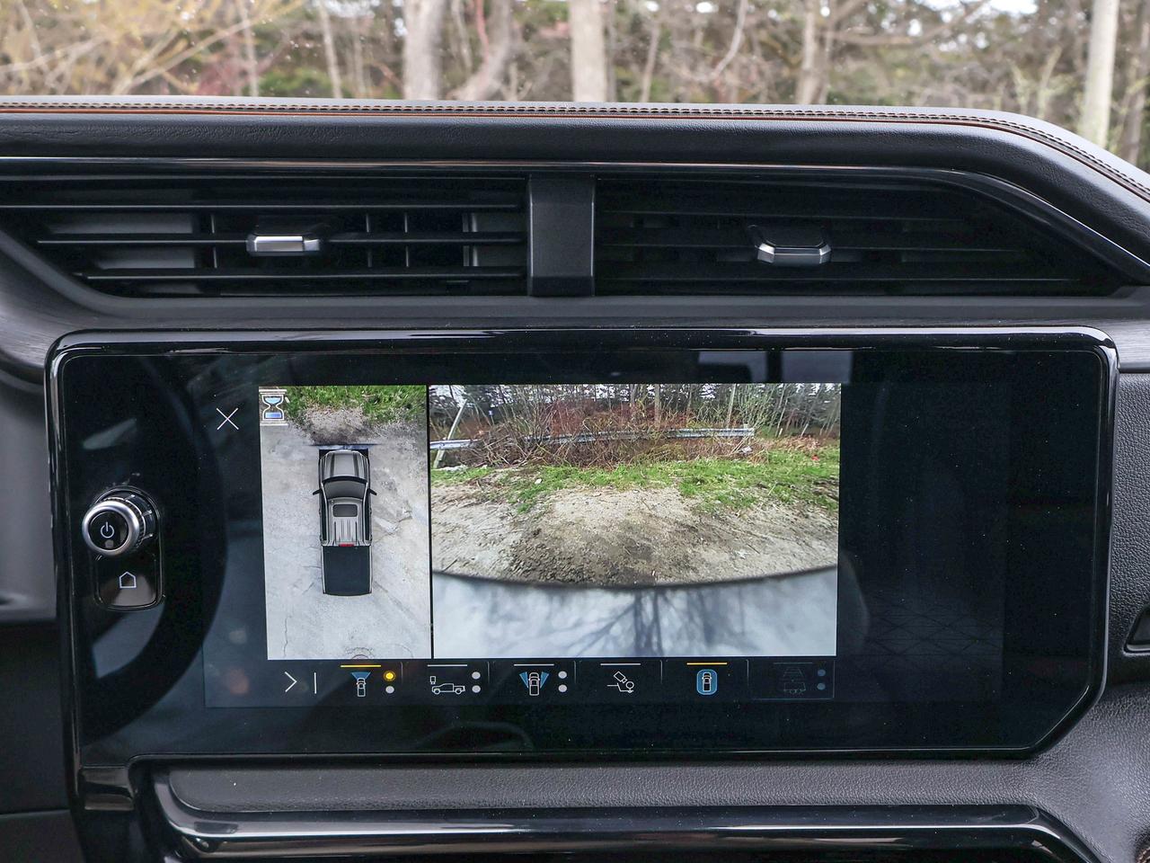 2023 GMC Sierra 1500 AT4 Photo