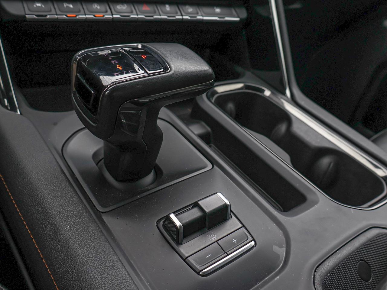 2023 GMC Sierra 1500 AT4 Photo