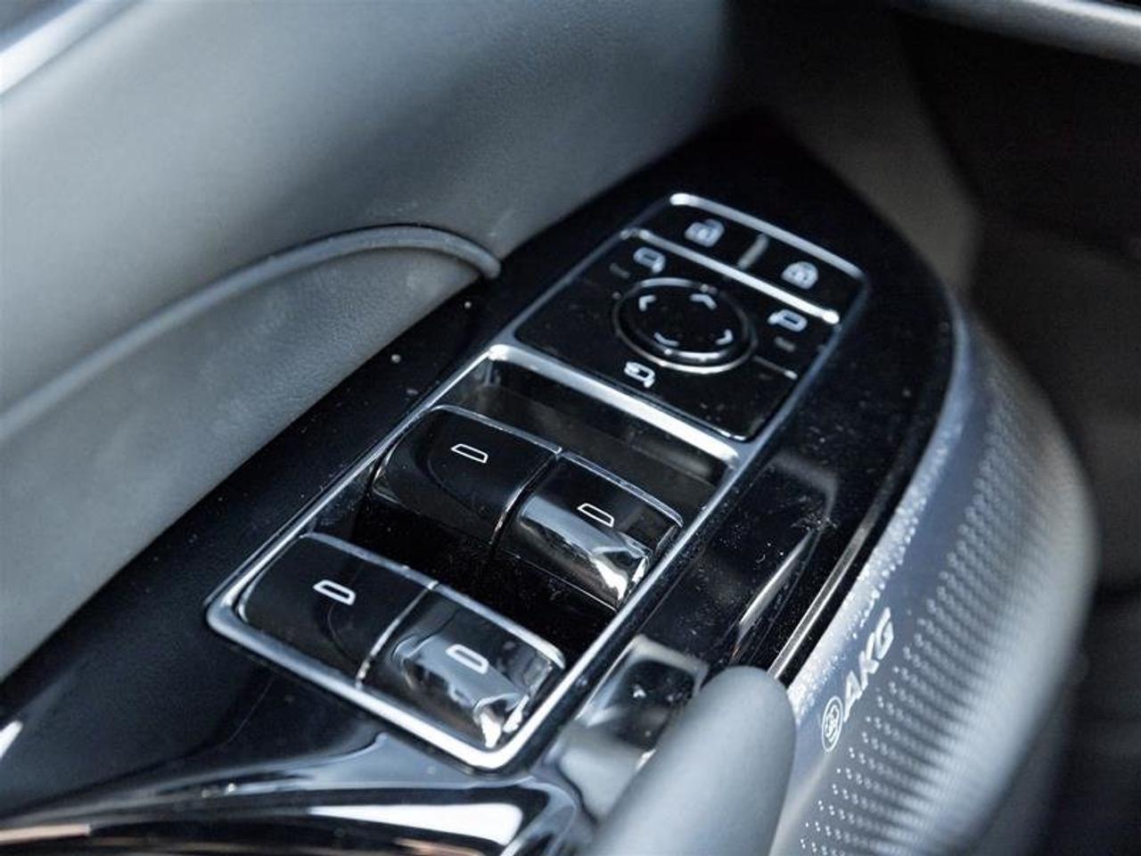 2026 Cadillac LYRIQ LYRIQ-V Photo