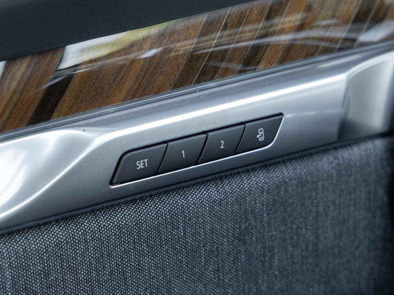 2026 Cadillac Escalade ESV Platinum Sport Photo