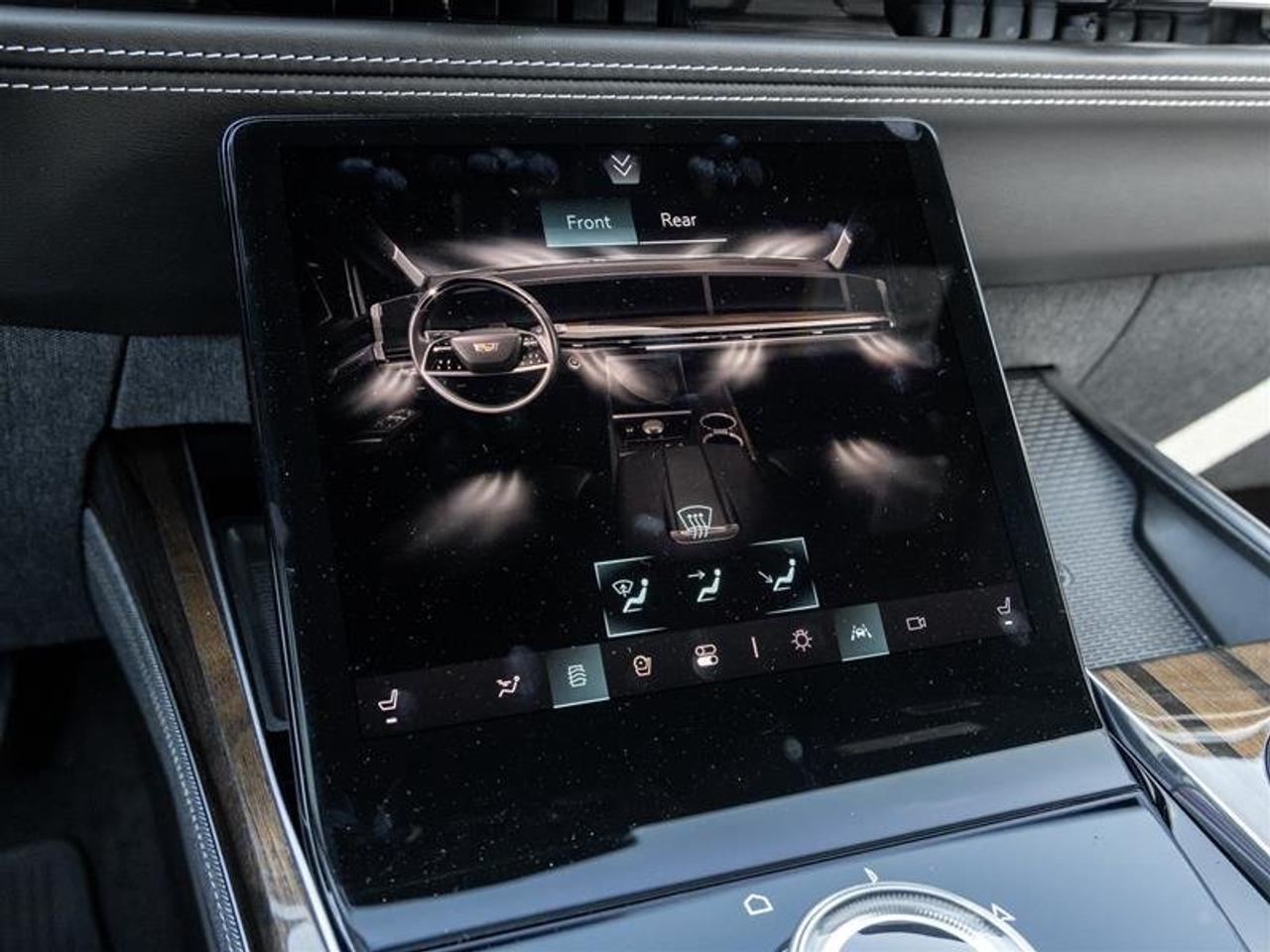 2026 Cadillac Escalade ESV Platinum Sport Photo
