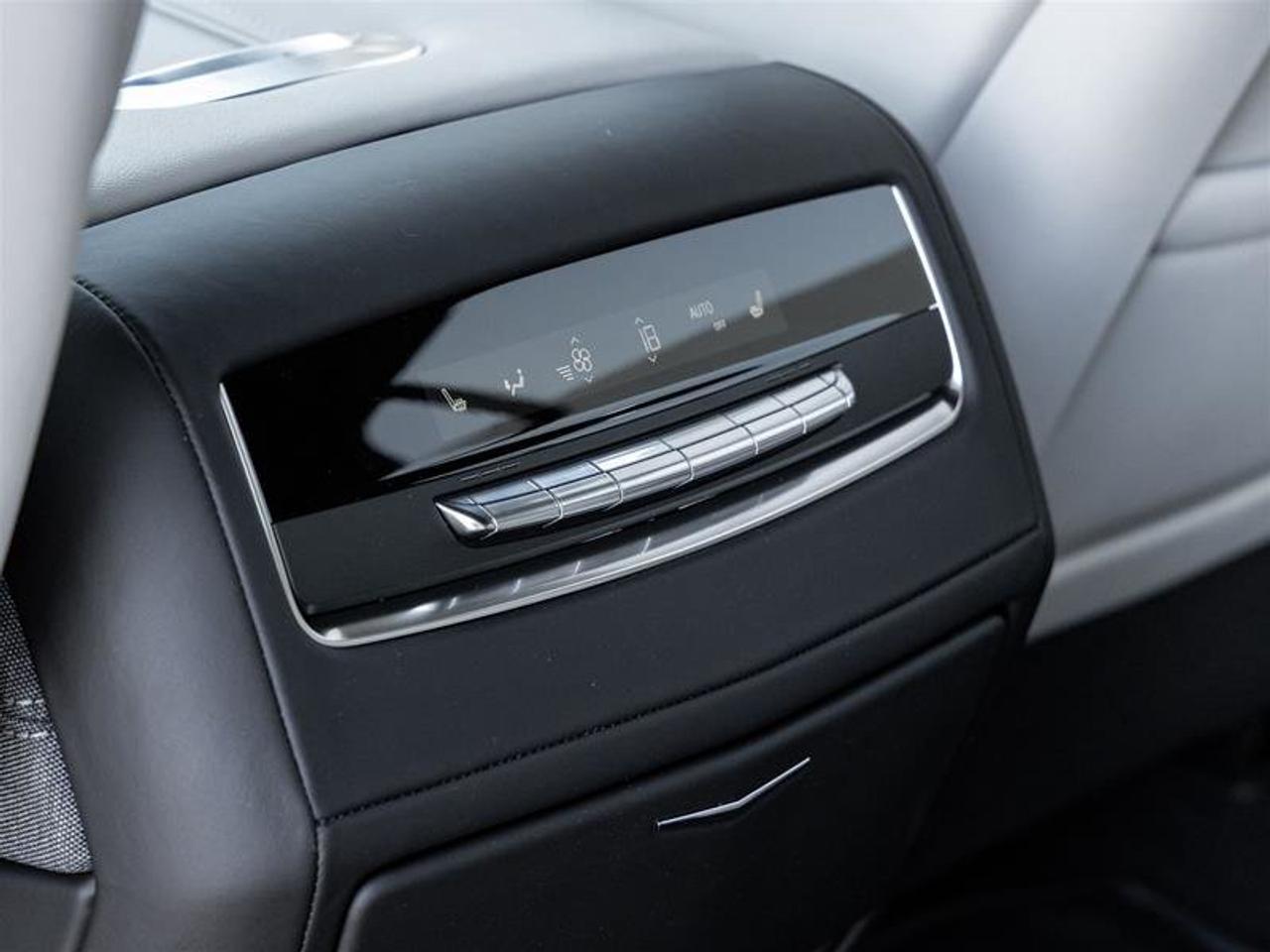 2026 Cadillac Escalade ESV Platinum Sport Photo