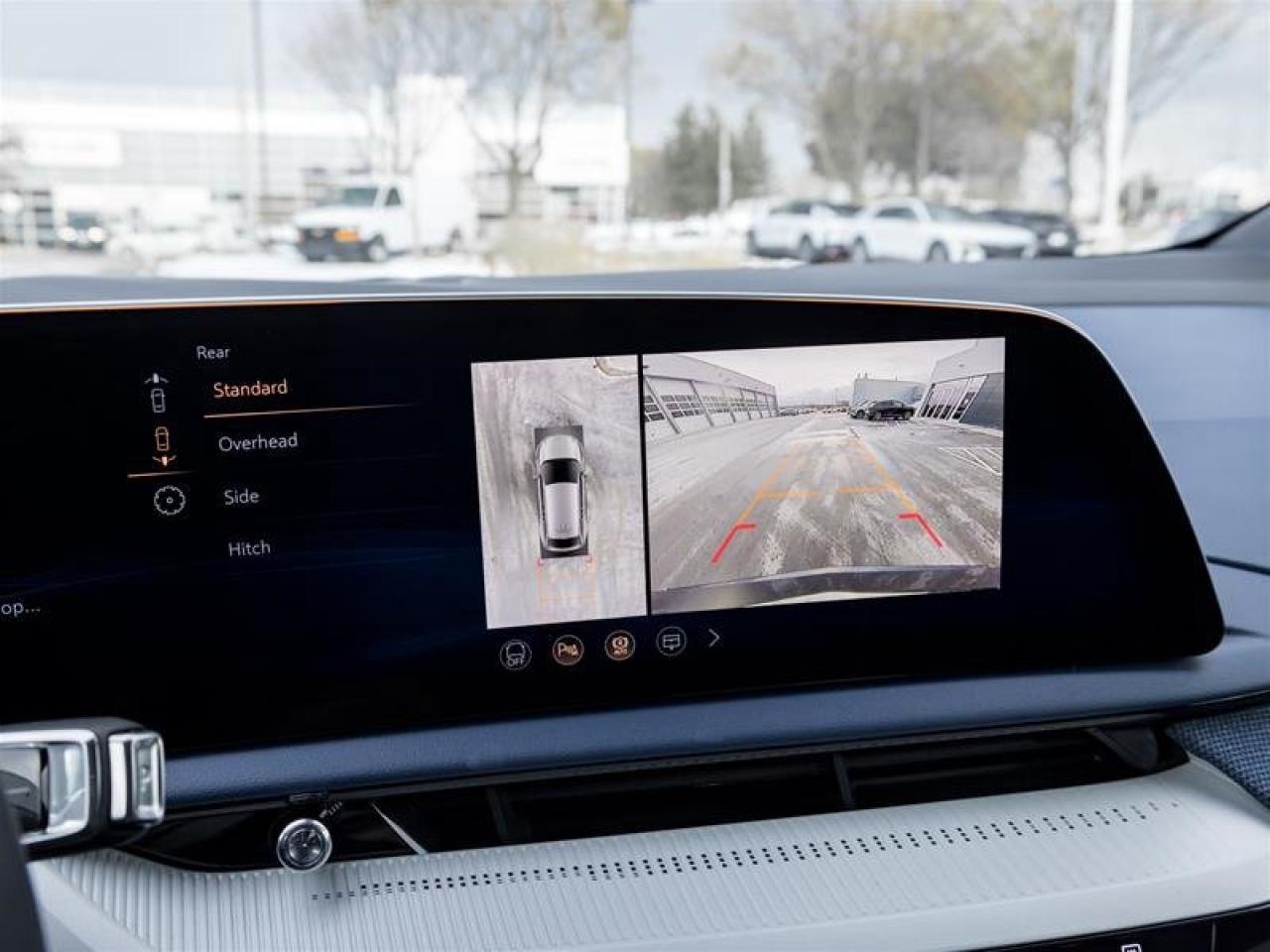 2026 Cadillac OPTIQ Premium Luxury Photo