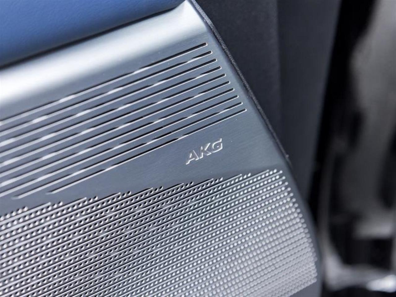 2026 Cadillac OPTIQ Premium Luxury Photo