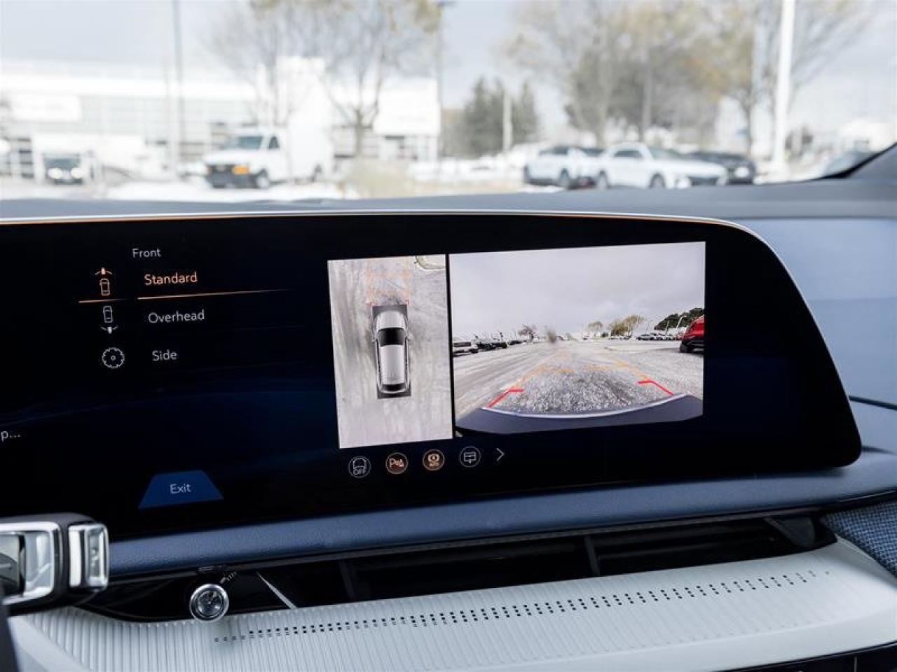 2026 Cadillac OPTIQ Premium Luxury Photo