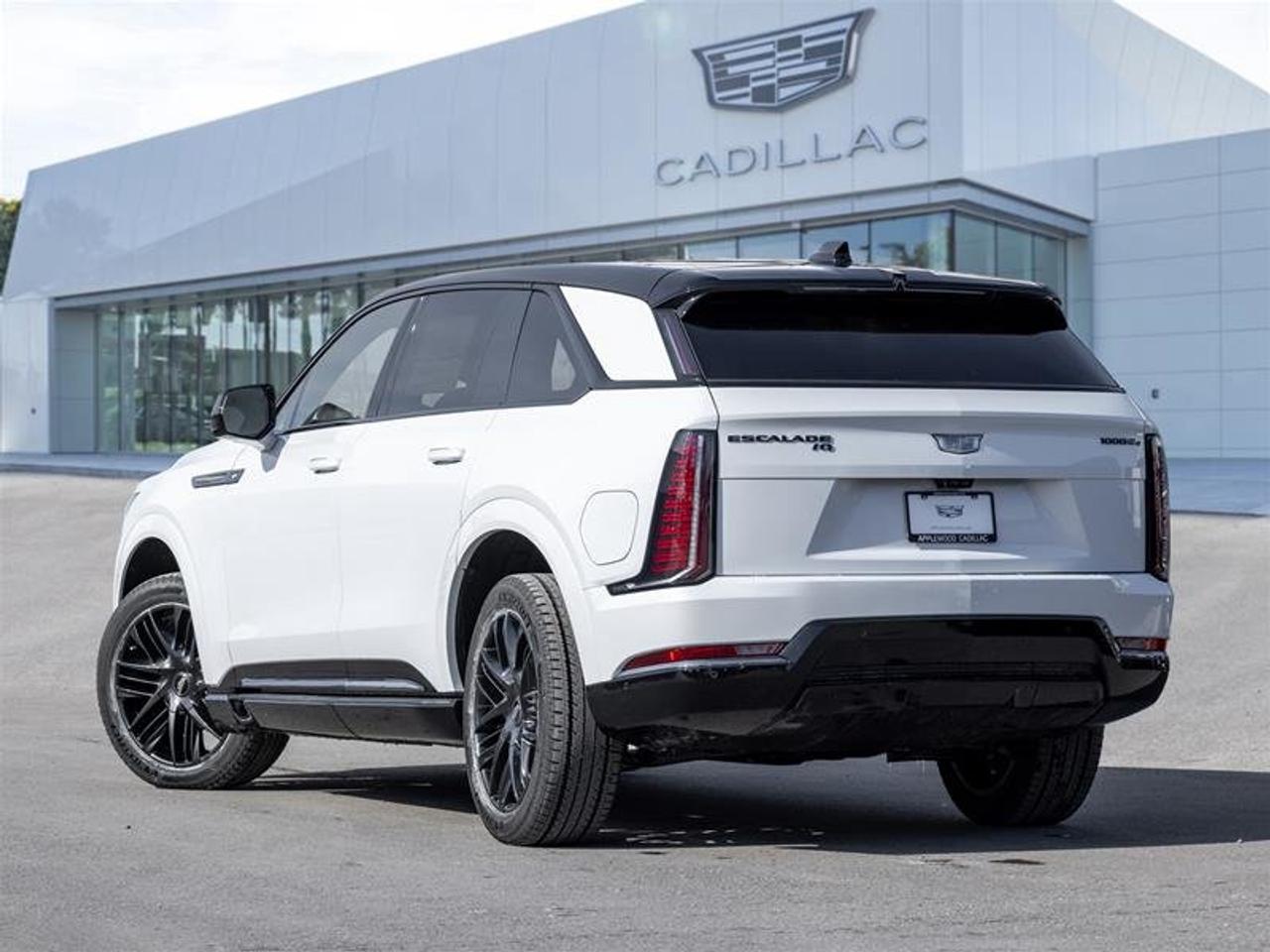 2026 Cadillac Escalade IQ Premium Sport Photo