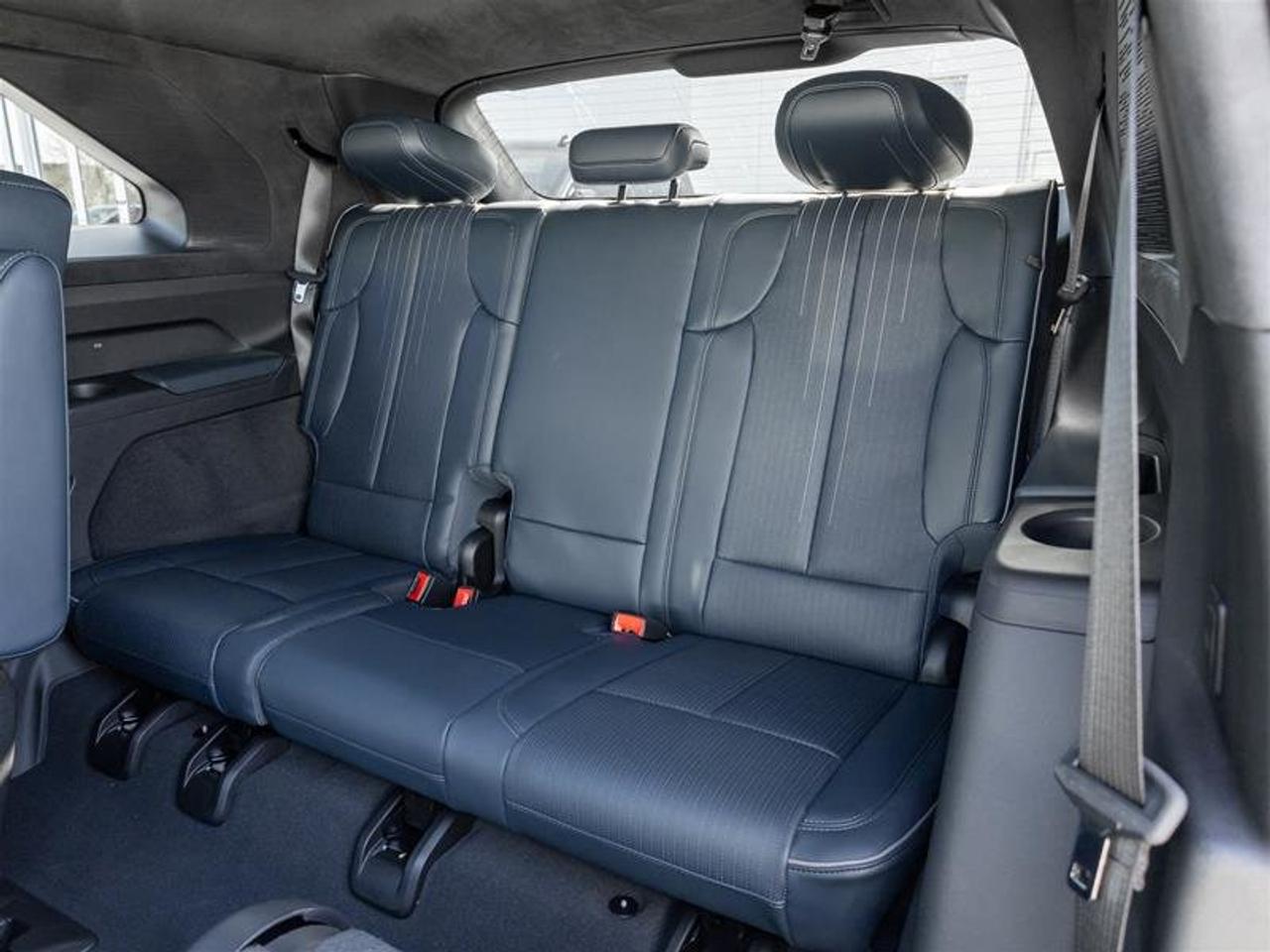 2026 Cadillac Escalade IQ Premium Sport Photo