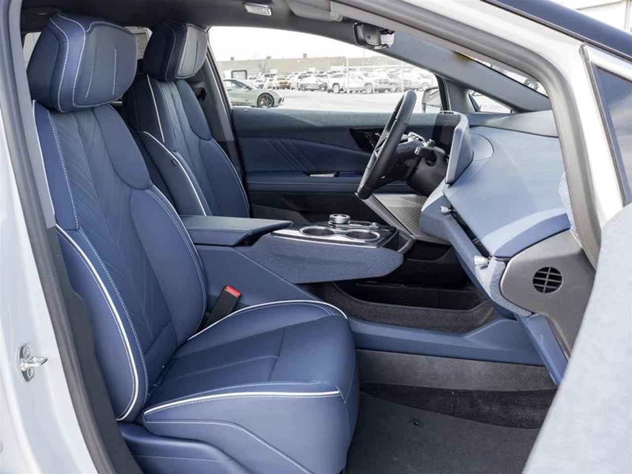 2026 Cadillac OPTIQ Premium Luxury Photo