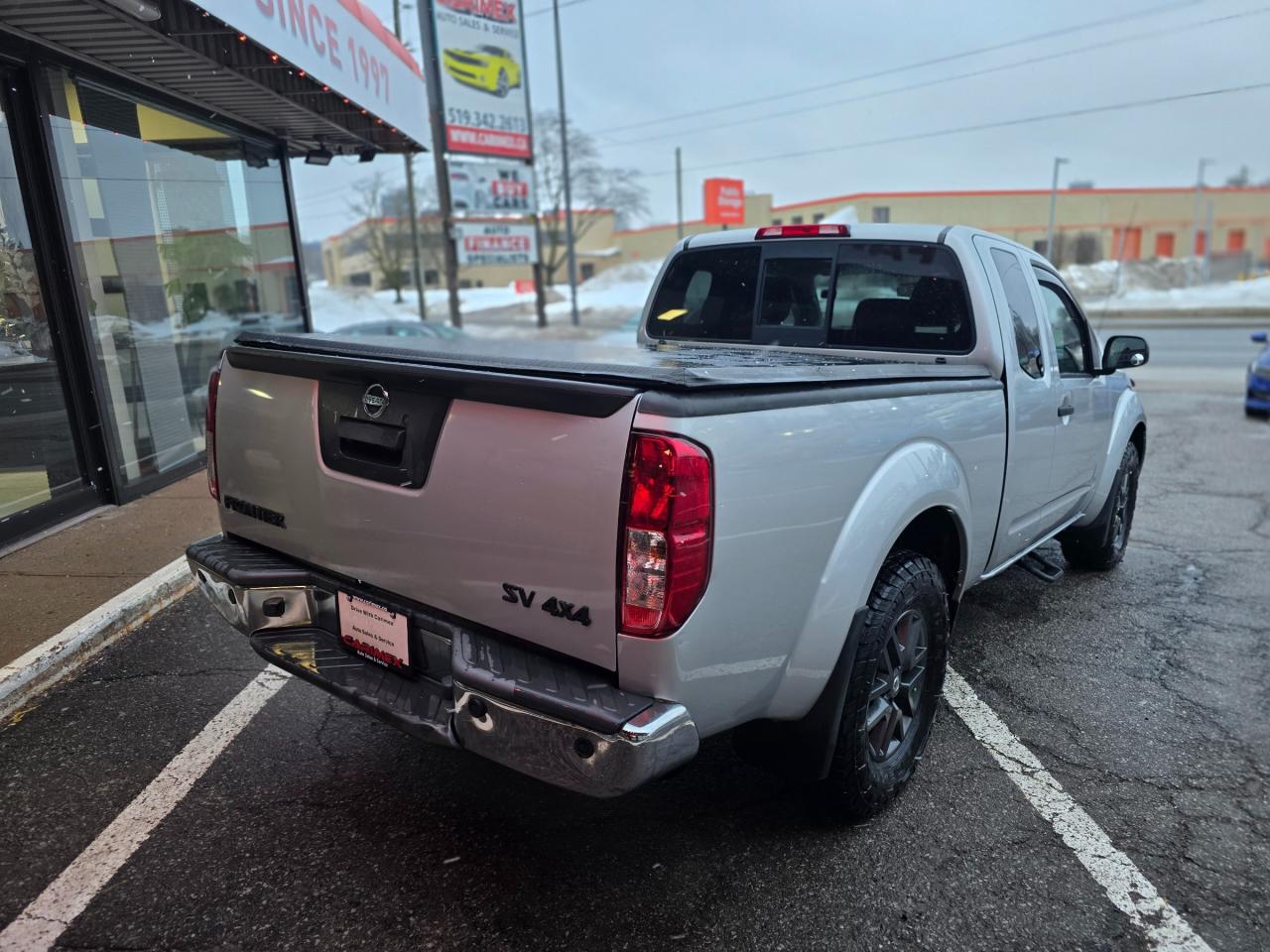 2015 Nissan Frontier SV Backup Camera | Bluetooth Photo4