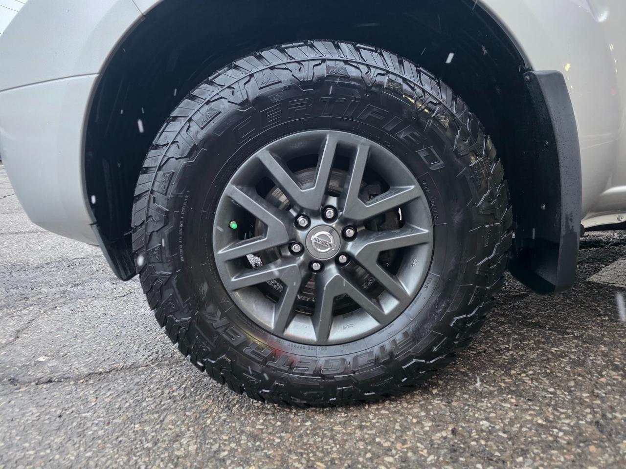 2015 Nissan Frontier SV Backup Camera | Bluetooth Photo