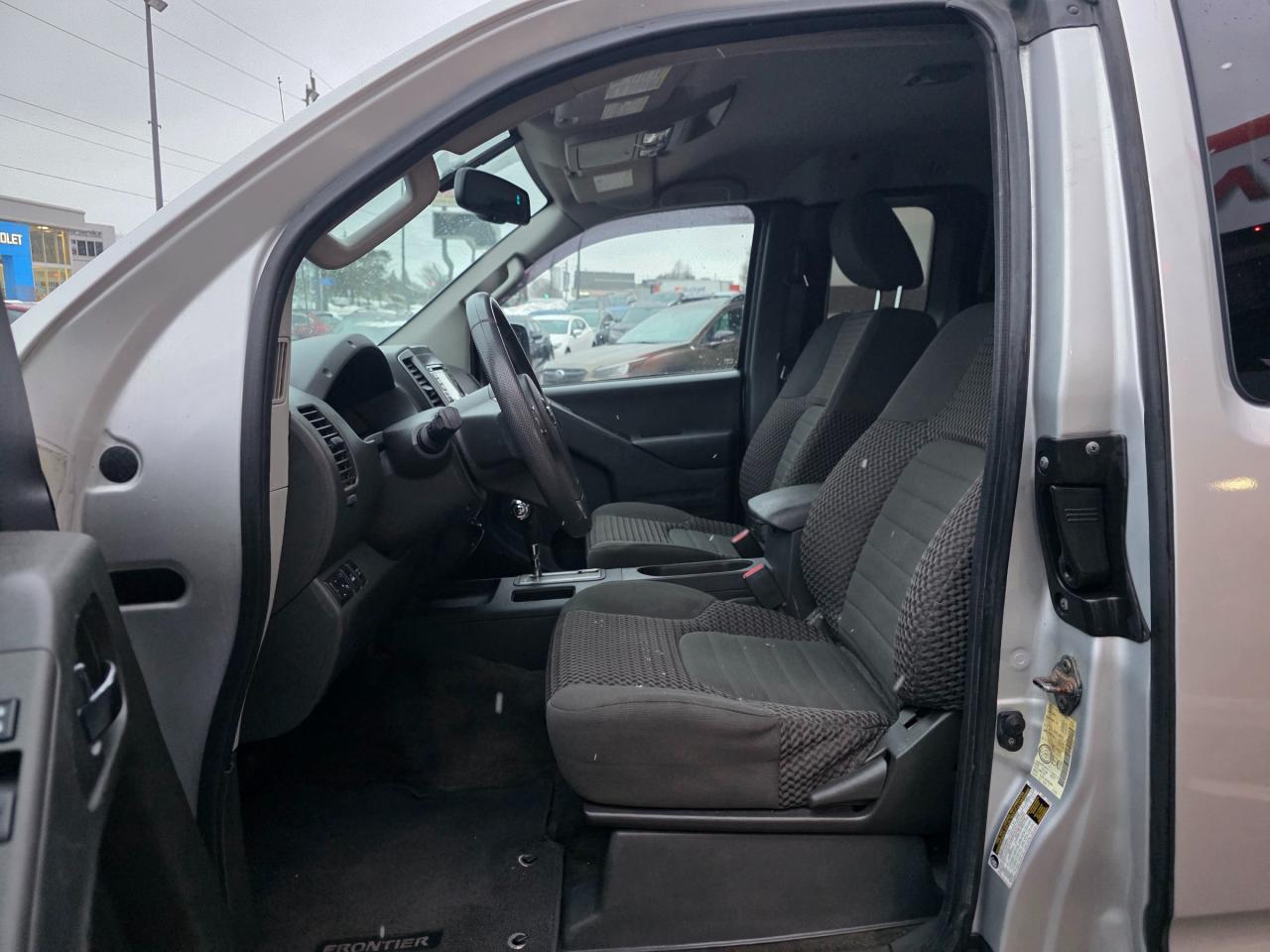 2015 Nissan Frontier SV Backup Camera | Bluetooth Photo