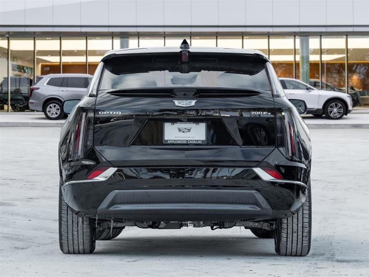 2026 Cadillac OPTIQ Luxury Photo
