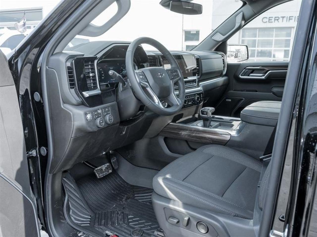 2026 Chevrolet Silverado 1500 RST Photo