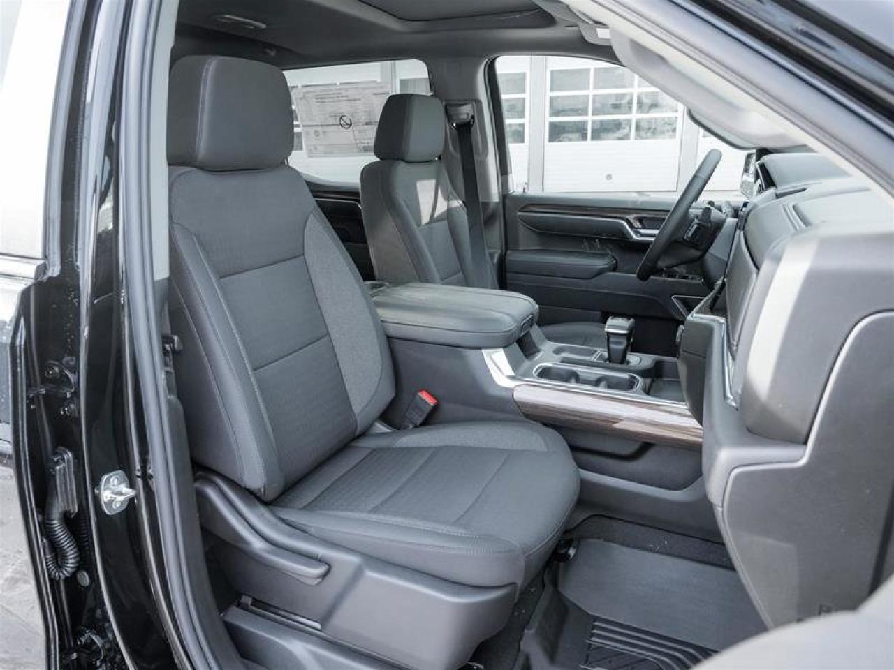 2026 Chevrolet Silverado 1500 RST Photo