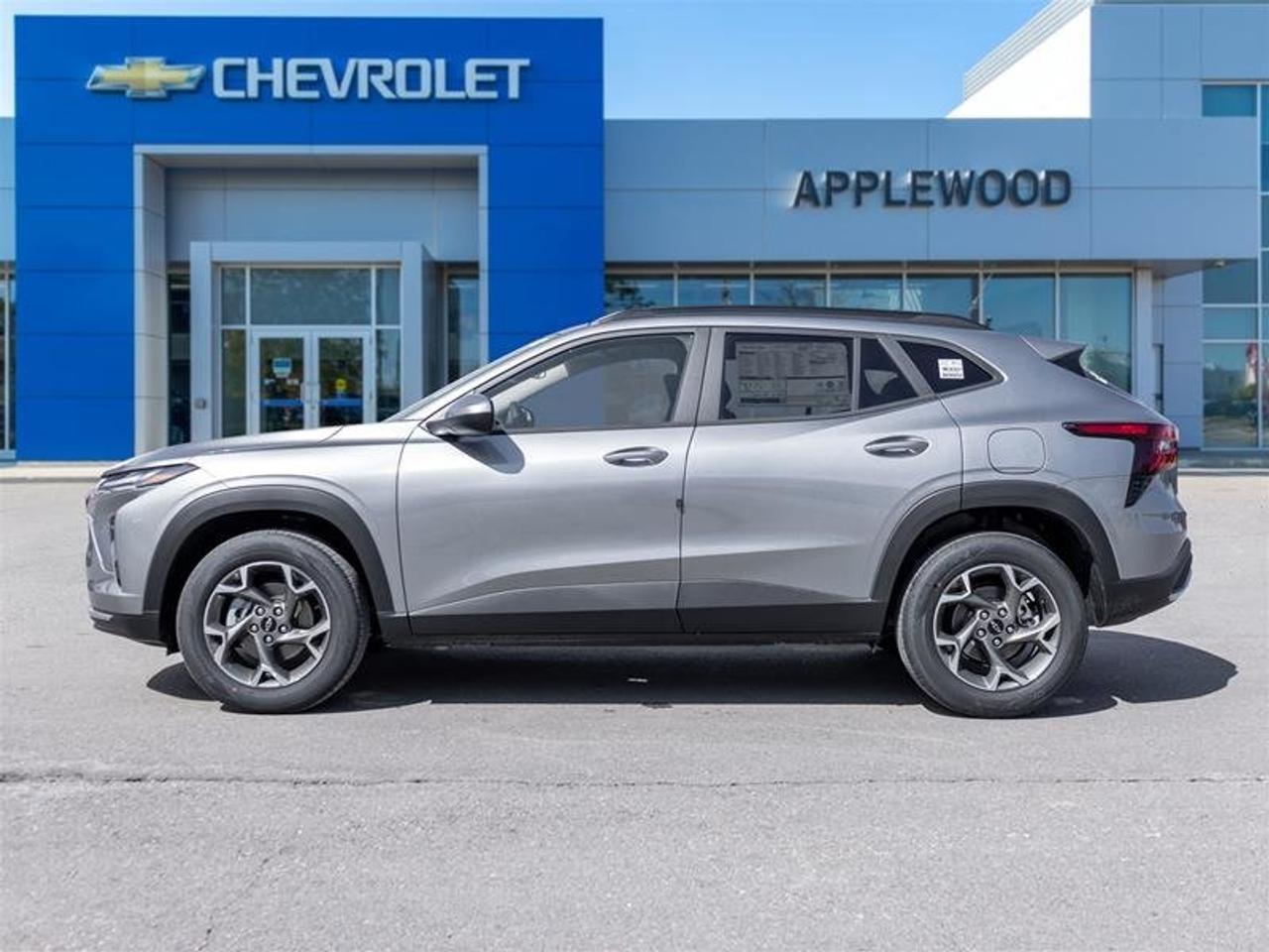 2026 Chevrolet Trax LT Photo2