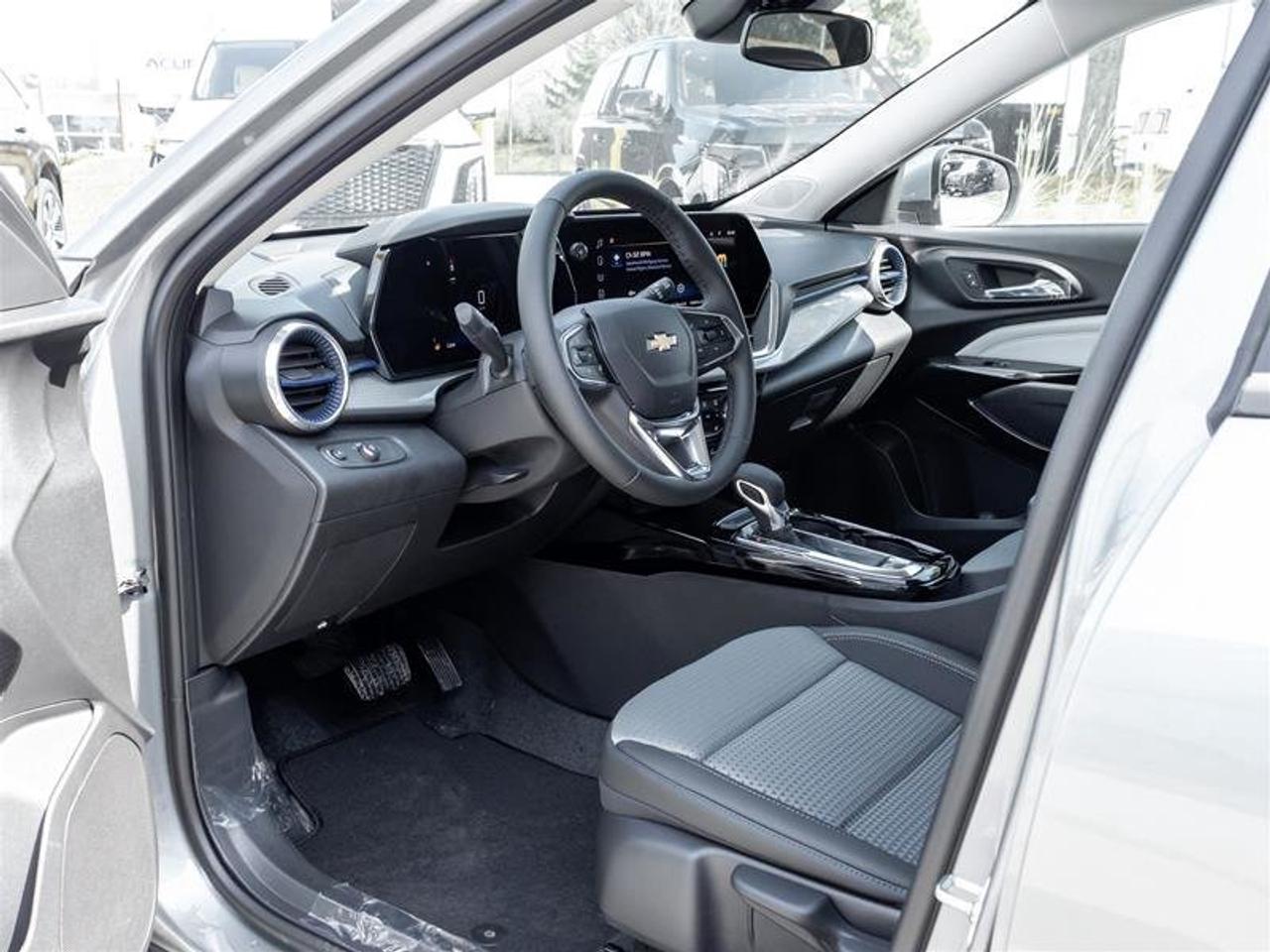 2026 Chevrolet Trax LT Photo