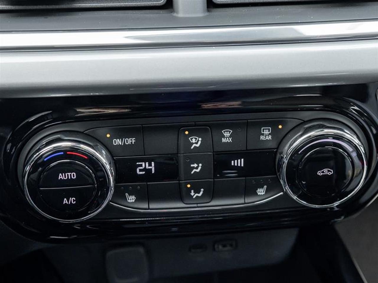 2026 Chevrolet Trax LT Photo