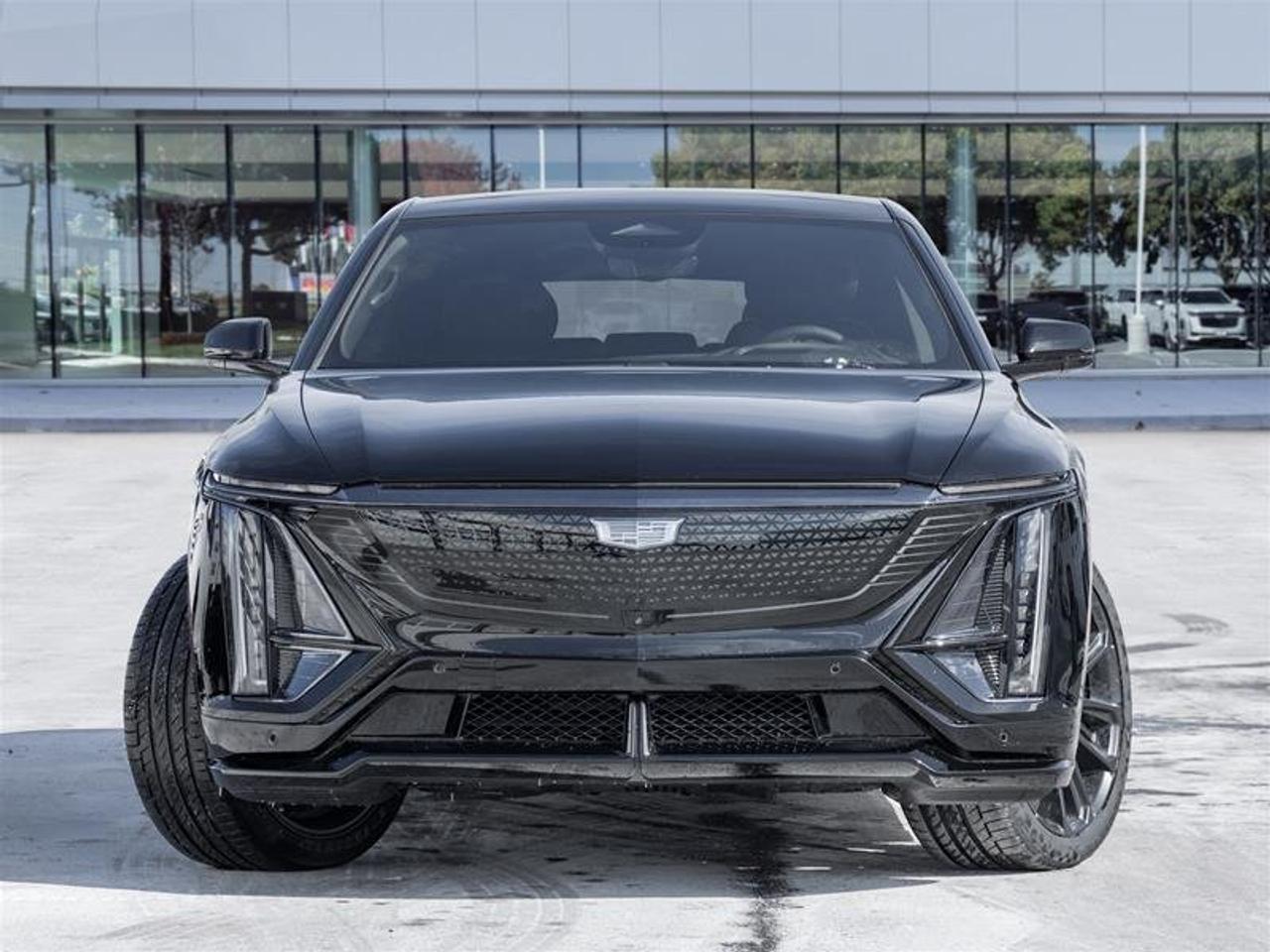 2026 Cadillac LYRIQ LYRIQ-V Premium Photo