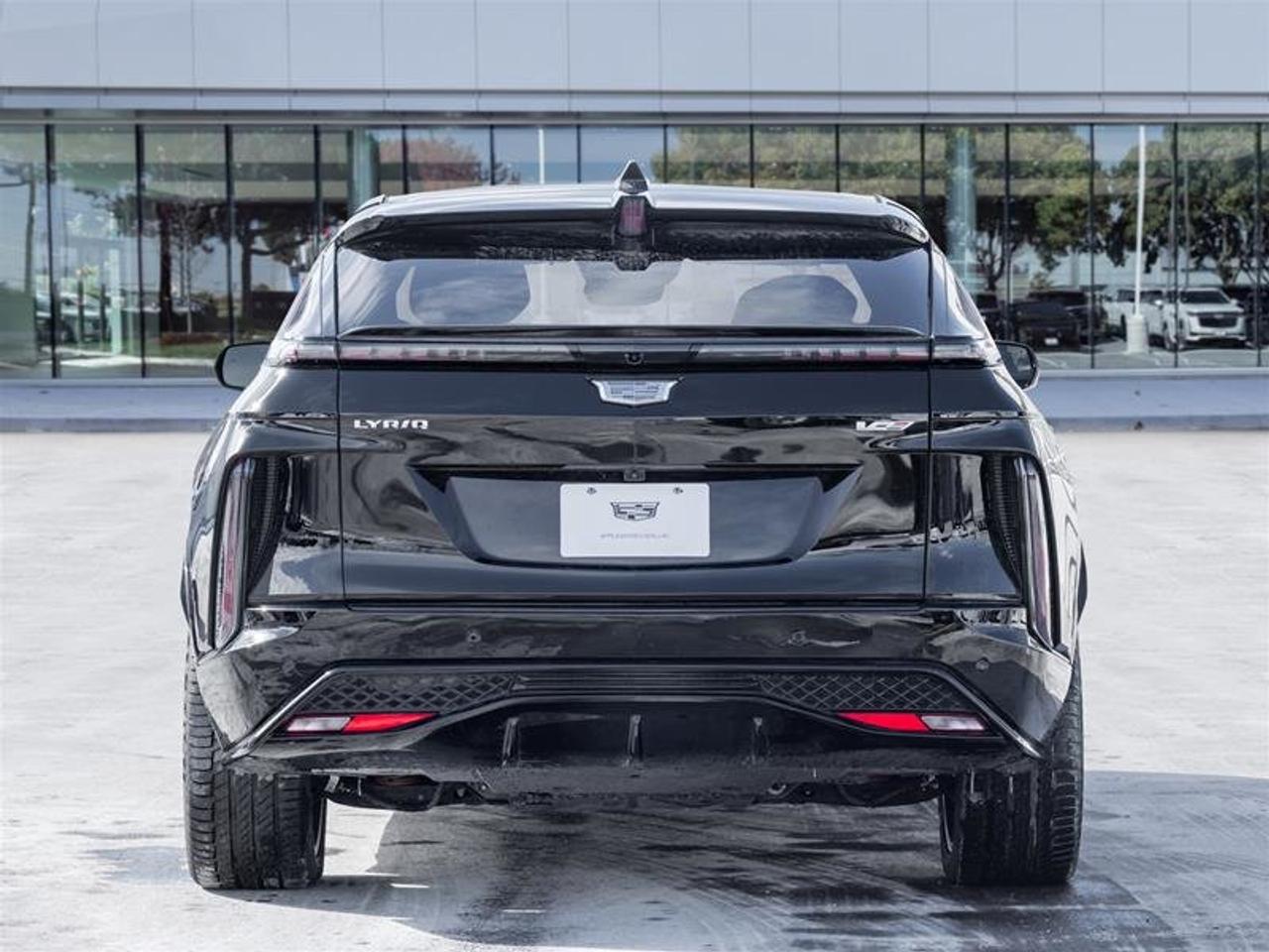 2026 Cadillac LYRIQ LYRIQ-V Premium Photo