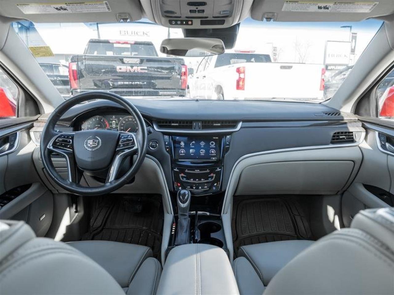 2015 Cadillac XTS AWD PREMIUM Photo