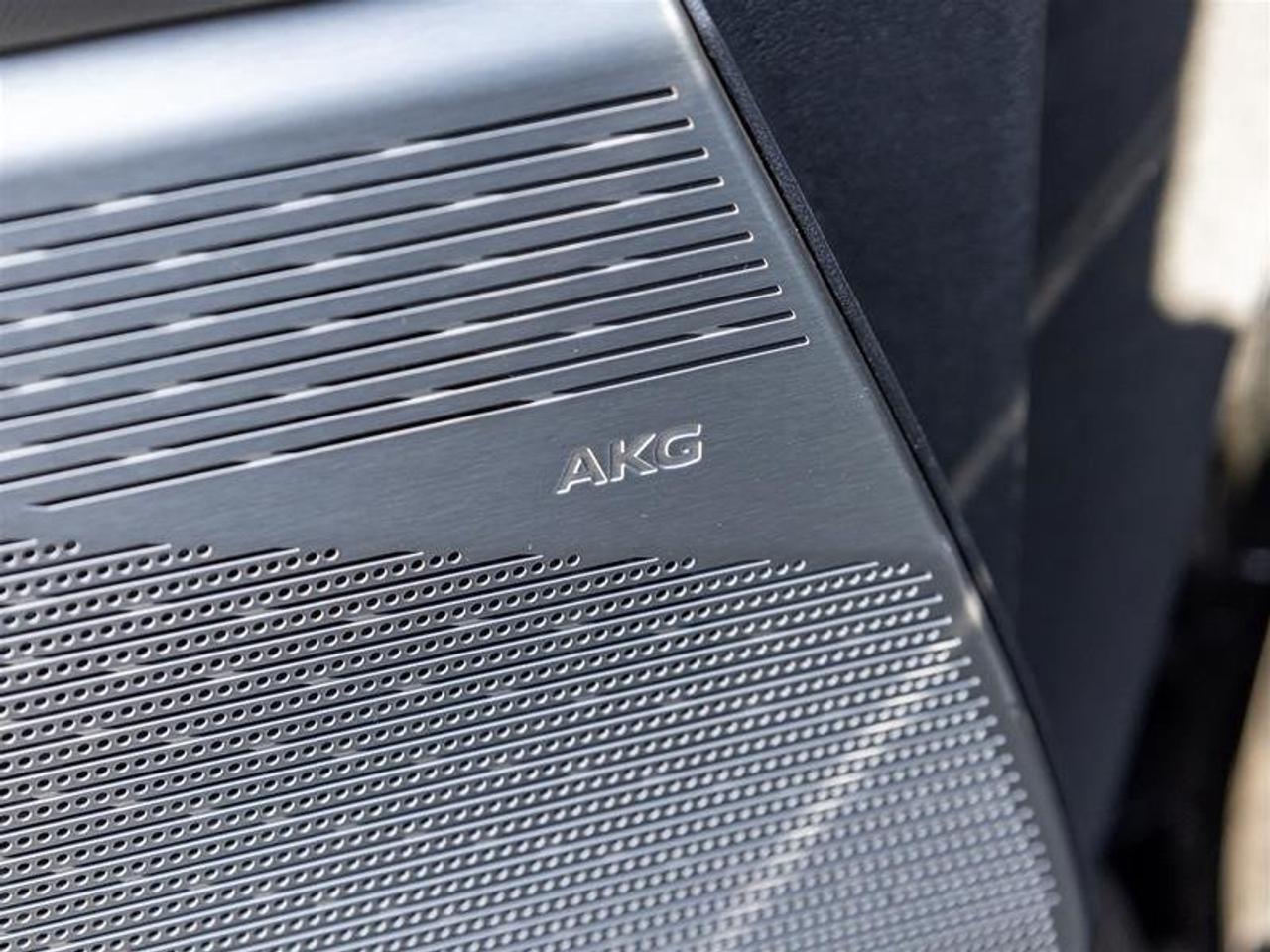 2026 Cadillac OPTIQ Premium Luxury Photo