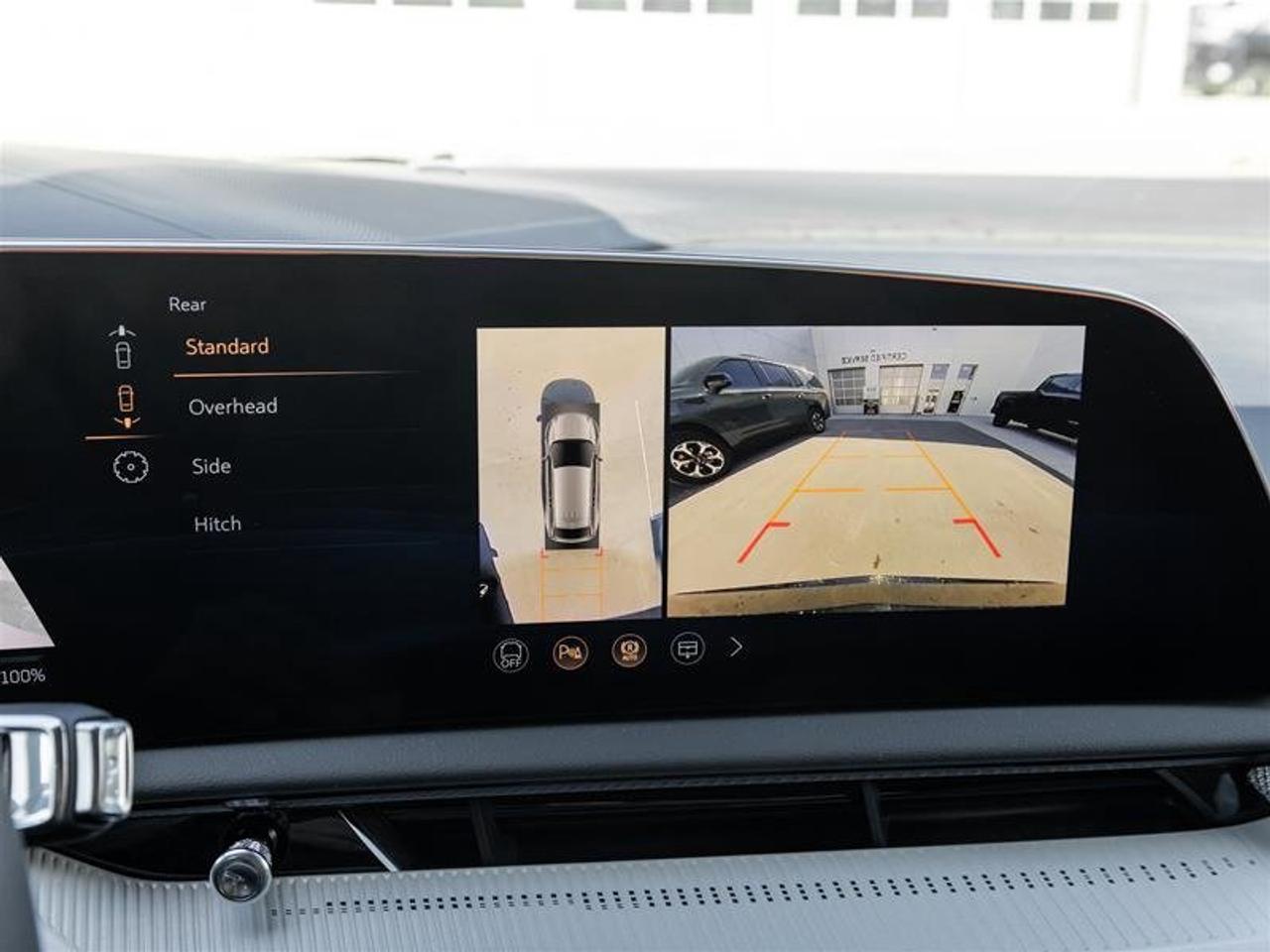 2026 Cadillac OPTIQ Premium Luxury Photo