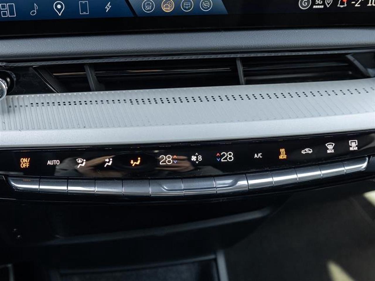 2026 Cadillac OPTIQ Premium Luxury Photo