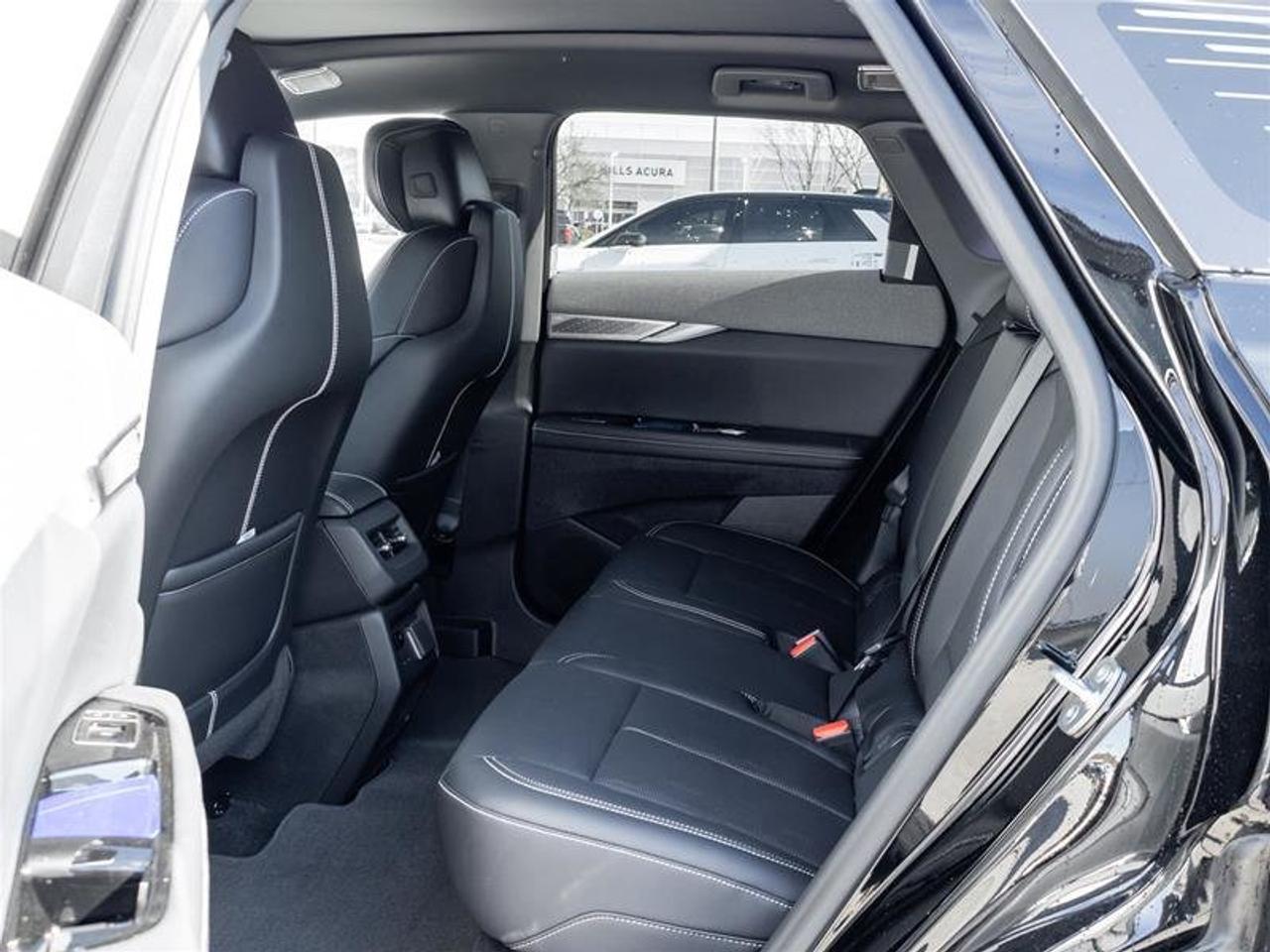 2026 Cadillac OPTIQ Premium Luxury Photo