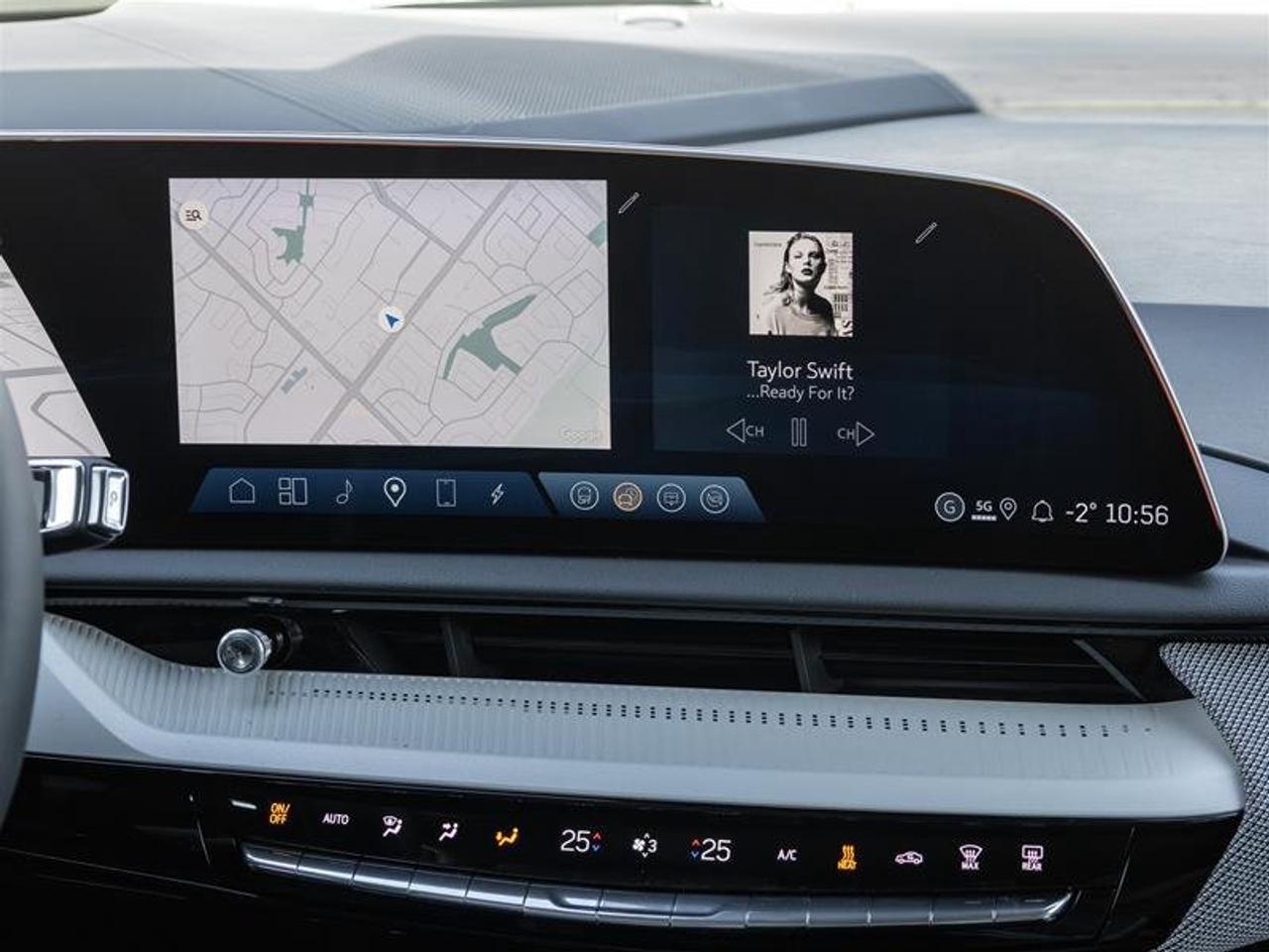 2026 Cadillac OPTIQ Premium Luxury Photo