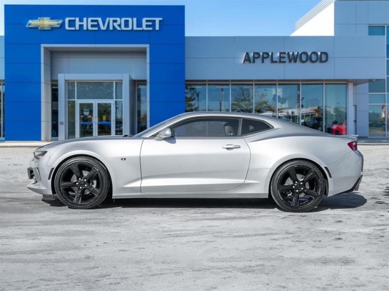 2018 Chevrolet Camaro Coupe 2LT Photo3