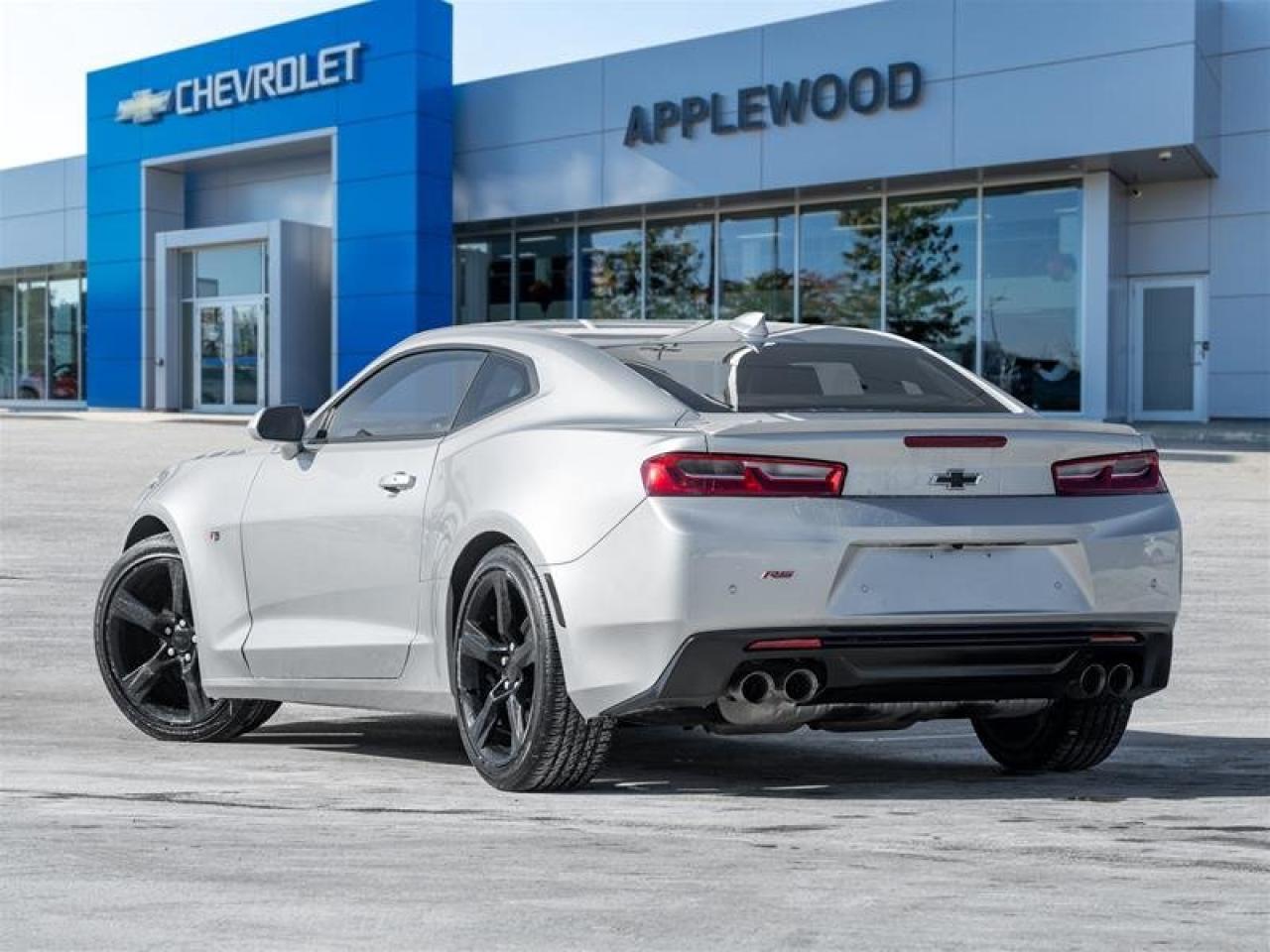 2018 Chevrolet Camaro Coupe 2LT Photo