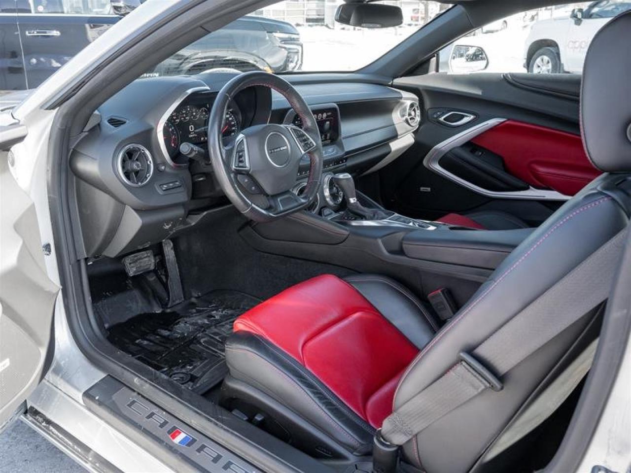 2018 Chevrolet Camaro Coupe 2LT Photo