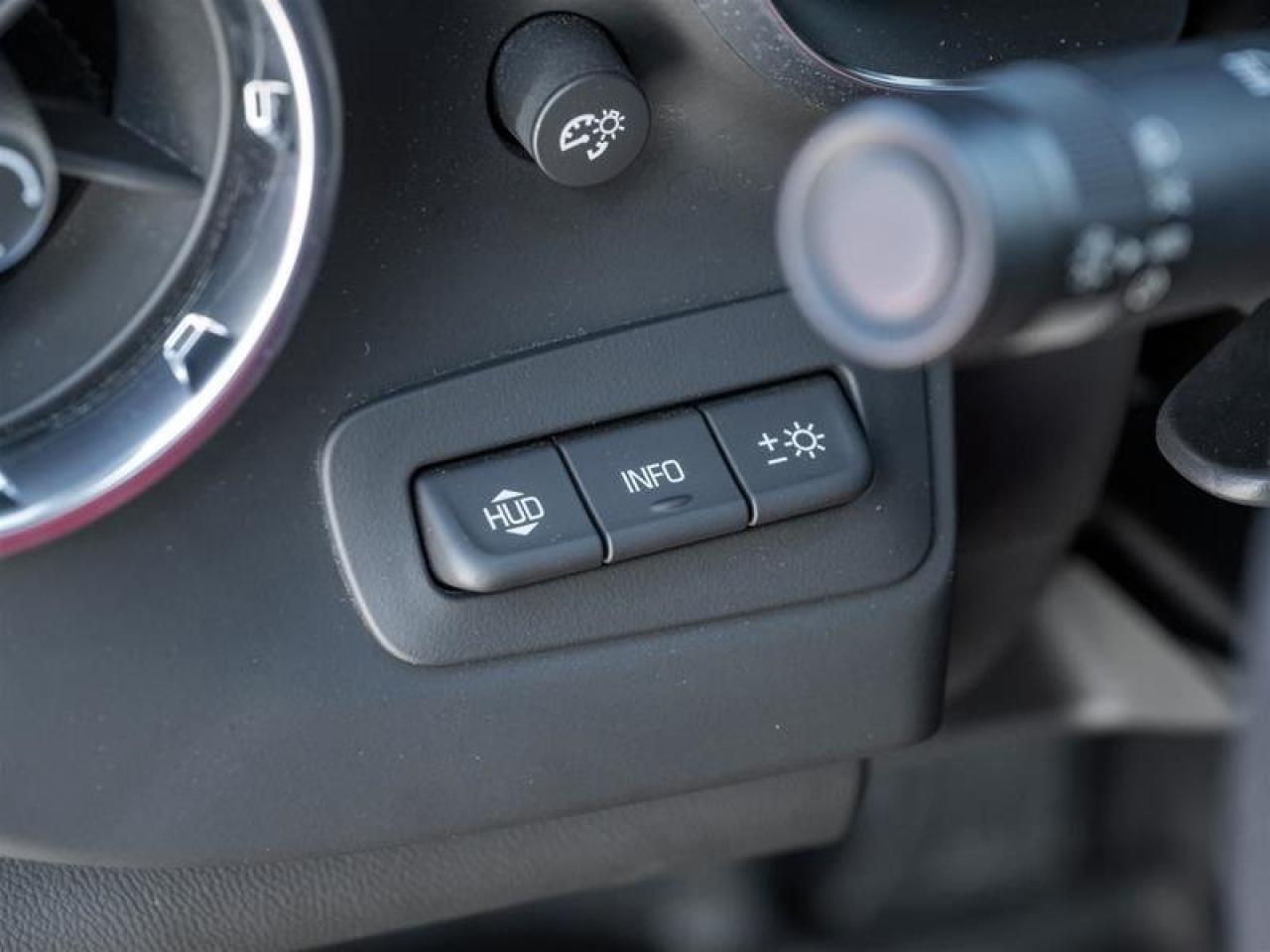 2018 Chevrolet Camaro Coupe 2LT Photo