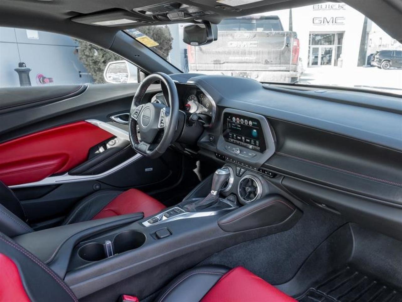 2018 Chevrolet Camaro Coupe 2LT Photo