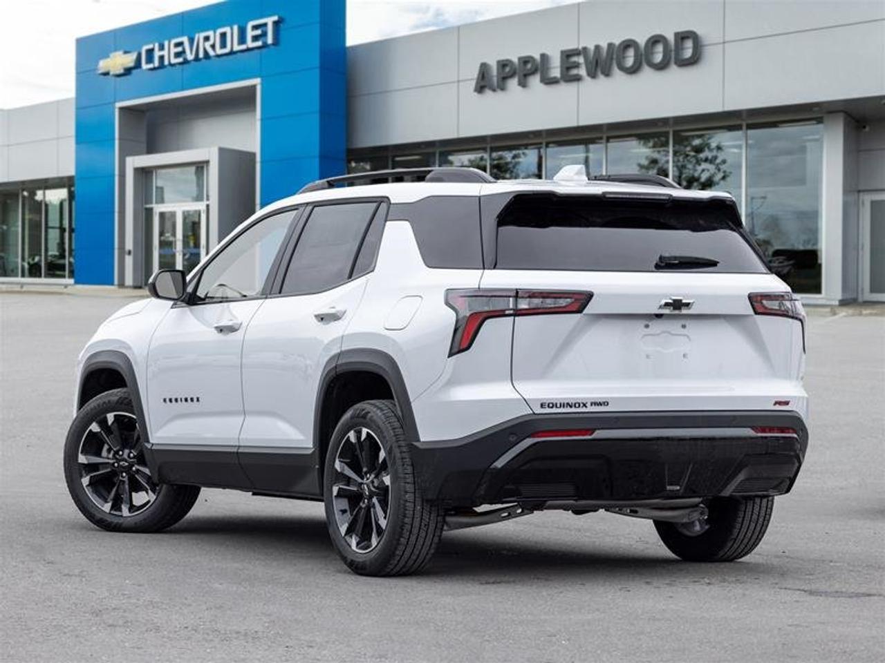 2026 Chevrolet Equinox RS Photo4