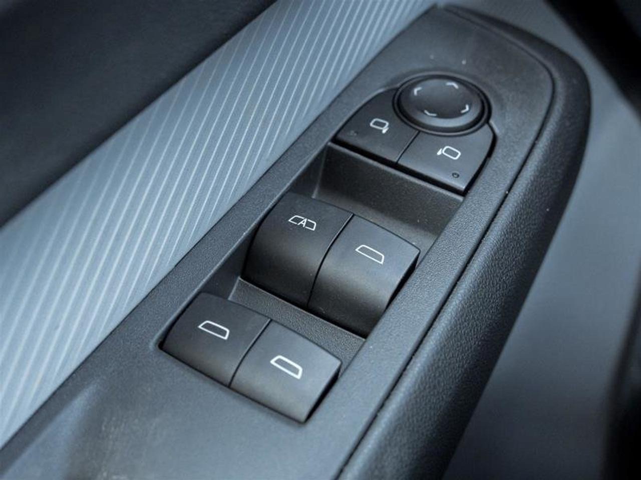 2027 Chevrolet Bolt EV RS Photo